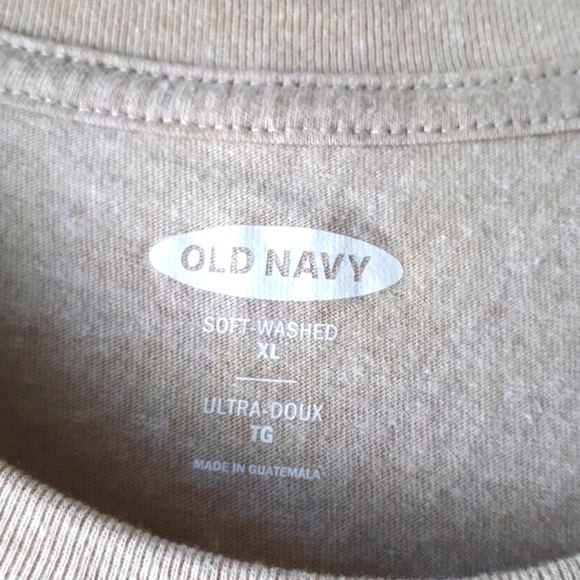 Old Navy Mens long sleeve Tee - Picture 3 of 8